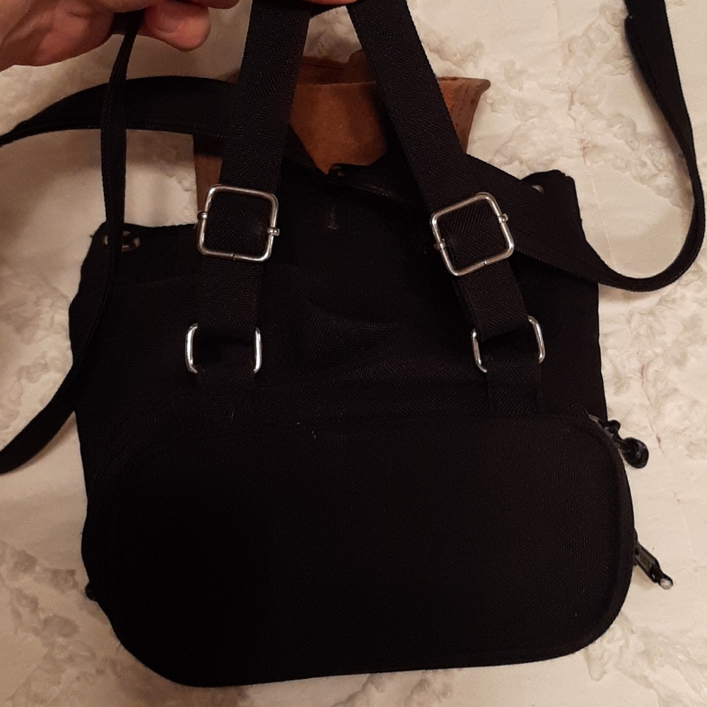 1990s erra mini backpack in black - Picture 11 of 11